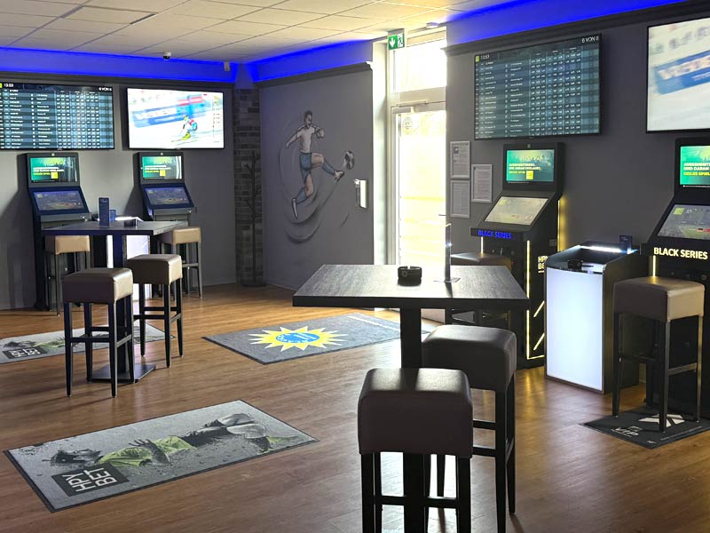 Blacky's Playhouse Ambiente